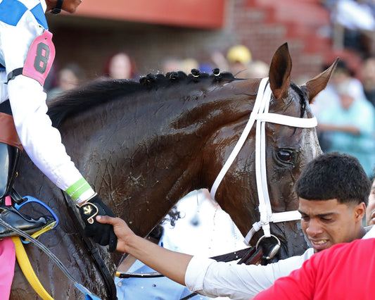 CLARET BERET - Apple Blossom Handicap G1 - 04-11-26 - R10 - OP - Come Back 04 - Coady Media - Kurtis Coady Photography