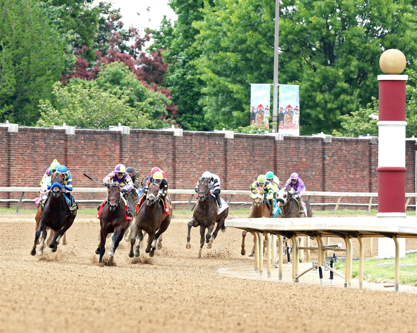 CRUDE VELOCITY - The Pat Day Mile G2 - 05-02-26 - R08 - CD - Turn 01 - Coady Media - Kurtis Coady Photography