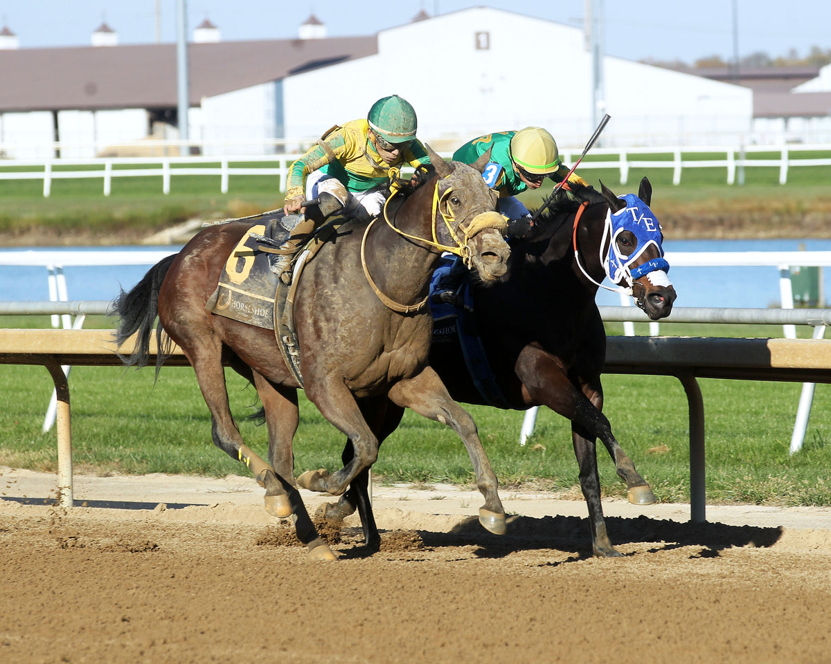 ITZFOREVER - Fireball Baby Overnight Handicap - 2nd Running - 10-28-26 - R07 - Horseshoe Indiana - Finish 02 - Casey Cable - Coady Media - Kurtis Coady Photography