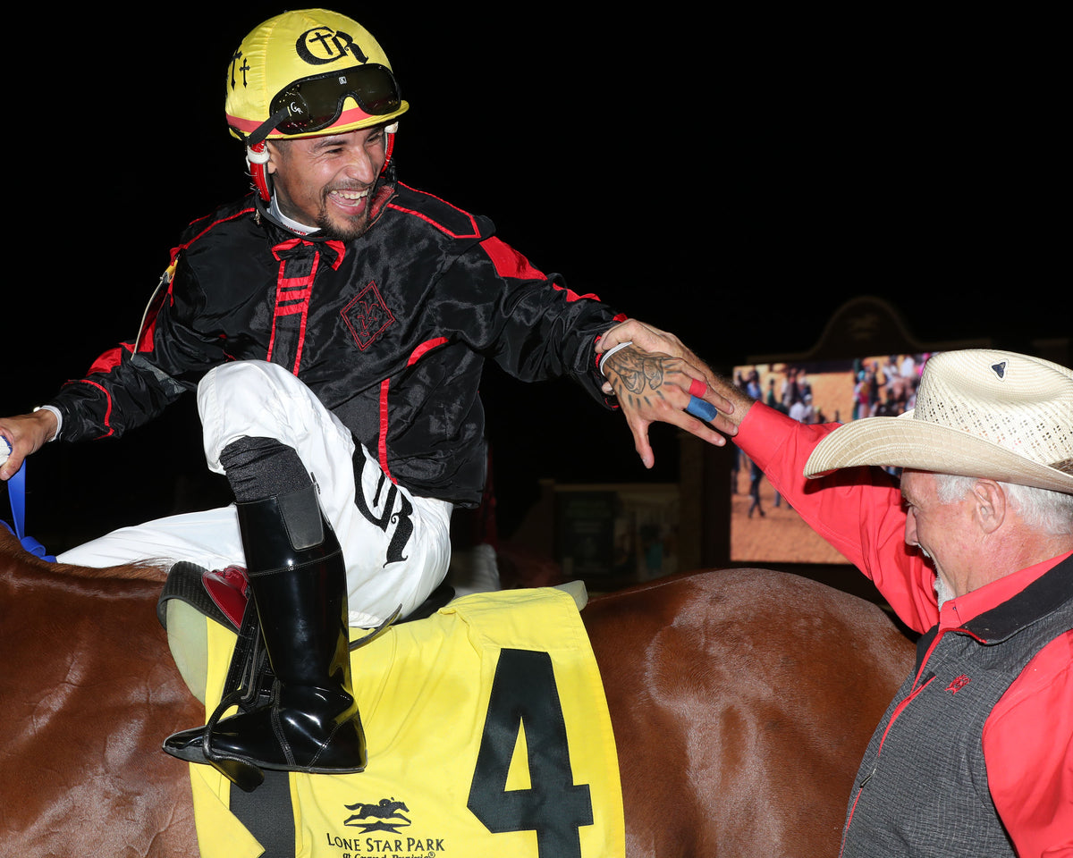 JT MIDLIFE CRISIS - Dash for Cash Futurity (Grade II) - 10-10-26 - R12 - Lone Star Park - Return Shot 04