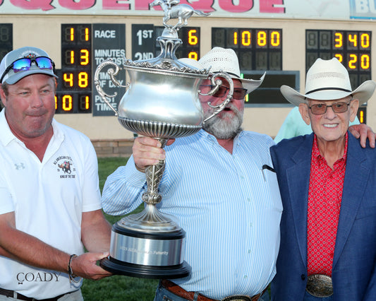 KING OF THE TIDE - All American Quarter Horse Futurity G1 - 09-01-25 - R10 - RUI - Trophy 04