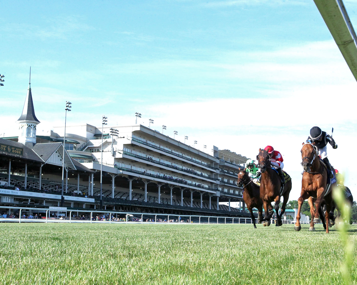 LAGYNOS - 053026 - Race 11 - CD  The Arlington Stakes G3 - Under Rail 01