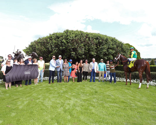MAD HOUSE - The Count Fleeet - 041126 - Race 08 - OP - Winners Circle 01 - Coady Media - Kurtis Coady Photography