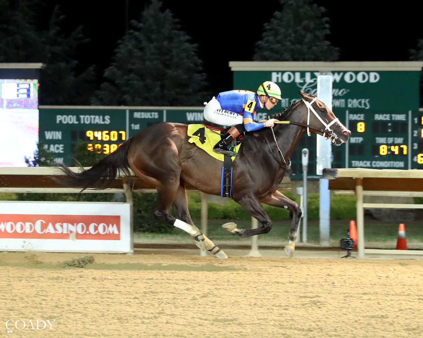 MYSTIC LAKE - 082225 - Race 08 - CT  The Misty Bennett Pink Ribbon - Finish 01 - Coady Media - Kurtis Coady Photography