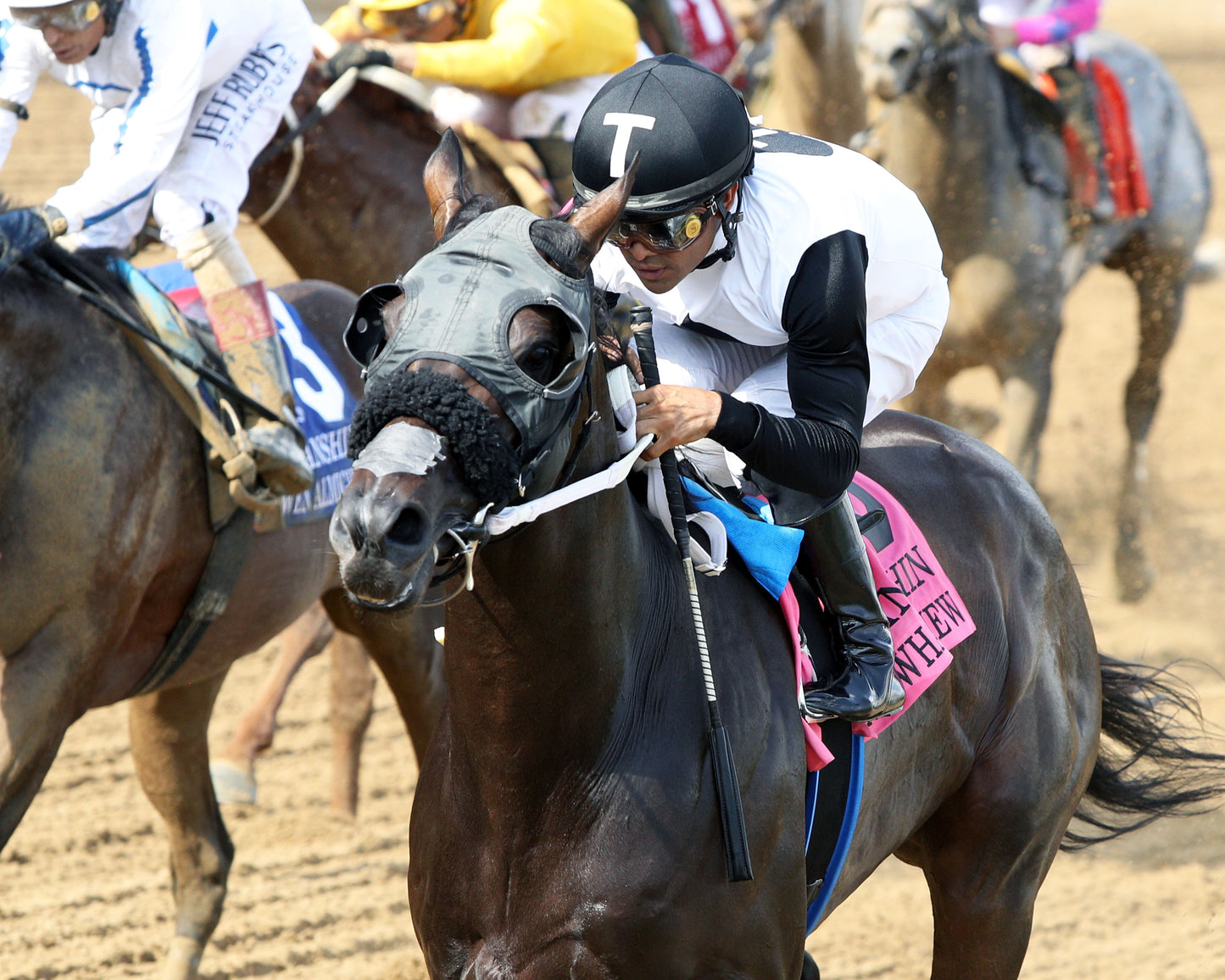 NU WHATS' NEW - 062826 - Race 10 - CD - Inside Finish 01