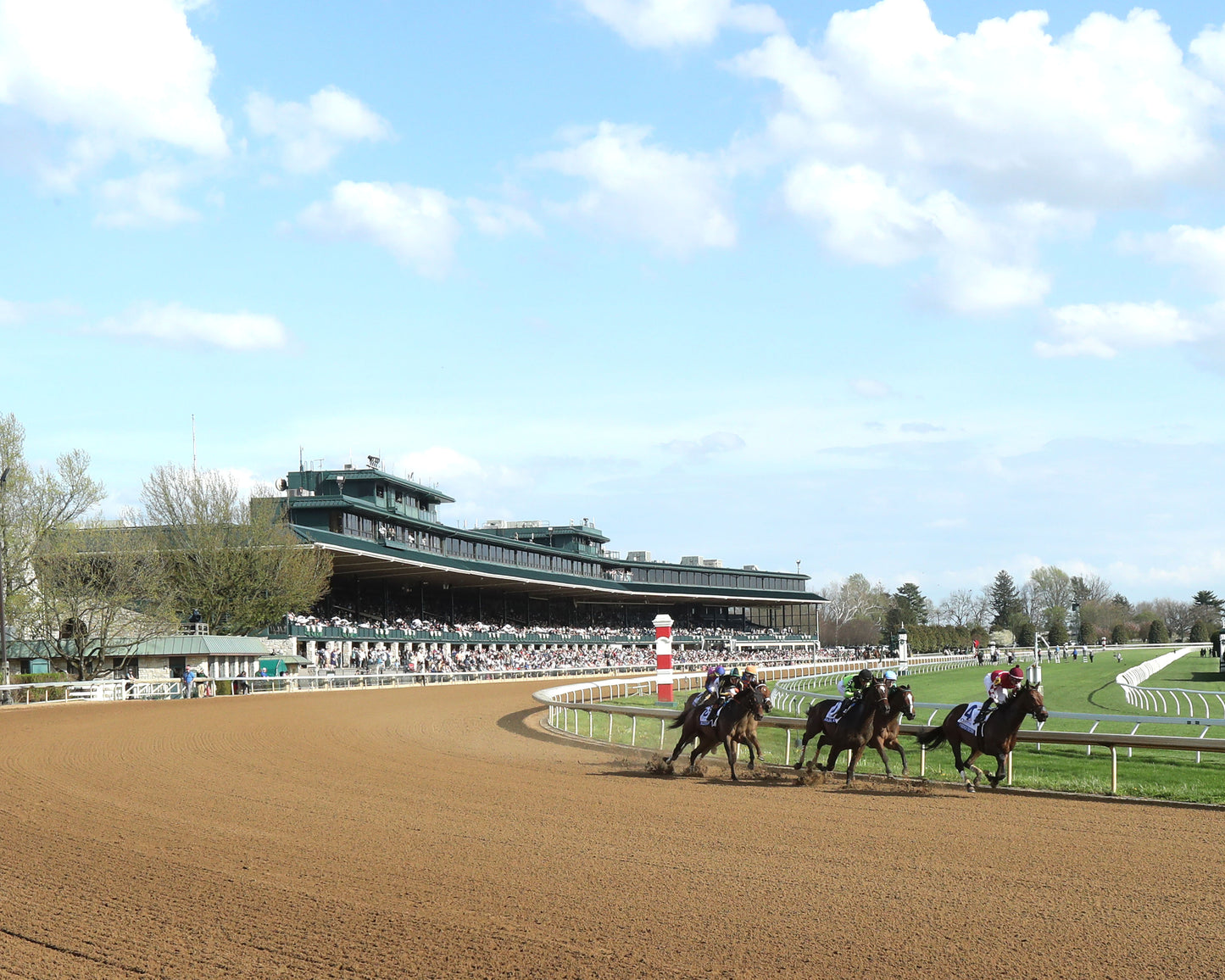 PERCY'S BAR - The Central Bank Ashland G1 - 04-03-26 - R09 - KEE - Sweeping Turn 01 - Coady Media - Kurtis Coady Photography