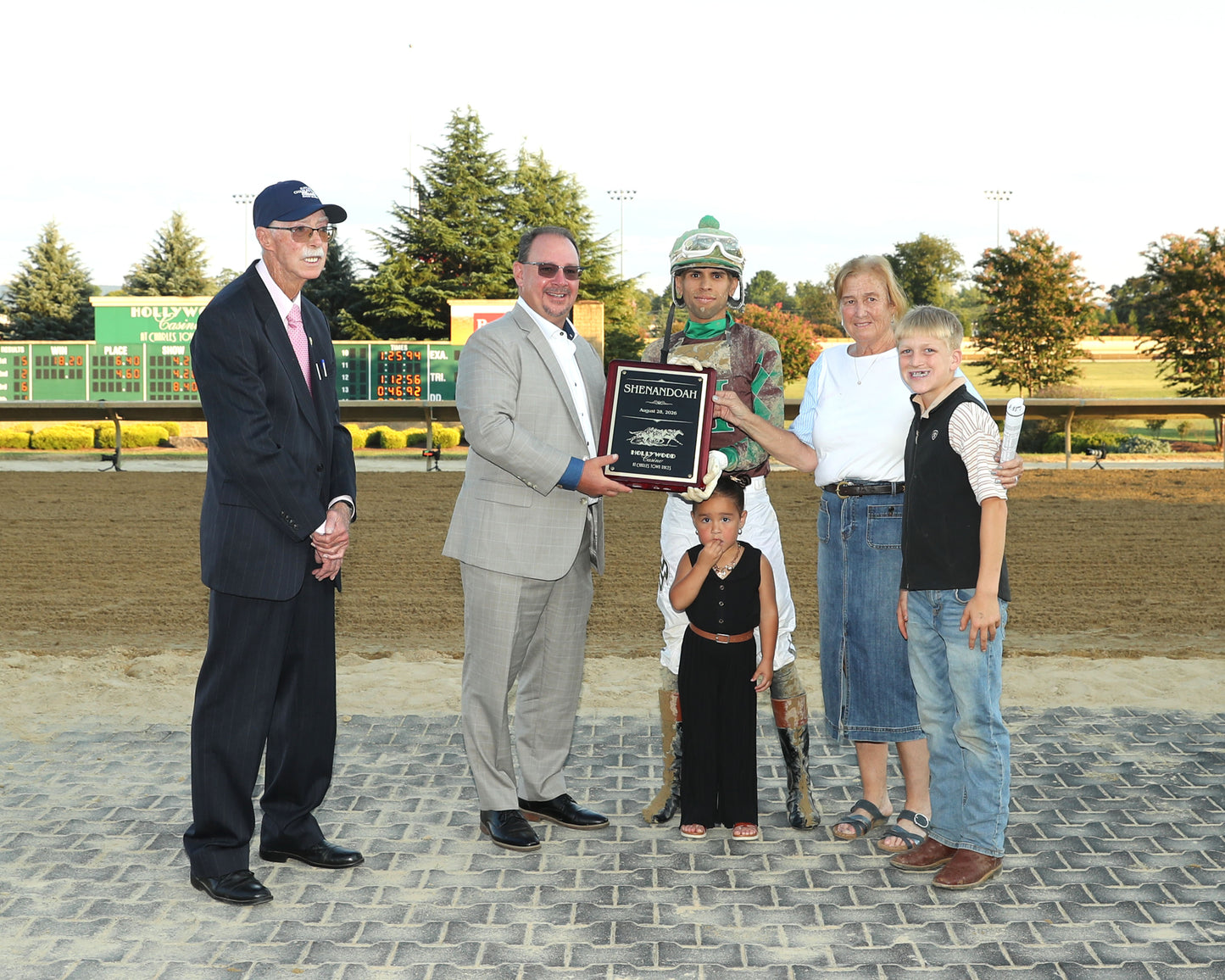 PLAY IT LOUD - Shenandoah Overnight Stakes - 08-28-26 - R04 - CT - Presentation 01