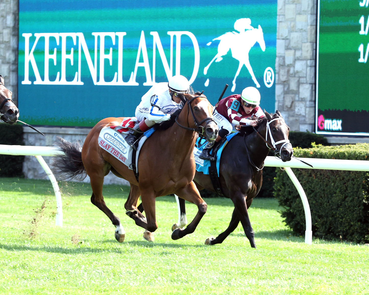 SLAY THE DAY - 041026 - Race 07 - KEE - Finish 02 - Coady Media - Kurtis Coady Photography