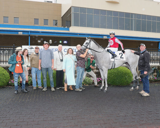 SMOOCH UP - The 20th Running of The Malvern Rose Stakes - 06-22-26 - R07 - PID - Winners Circle