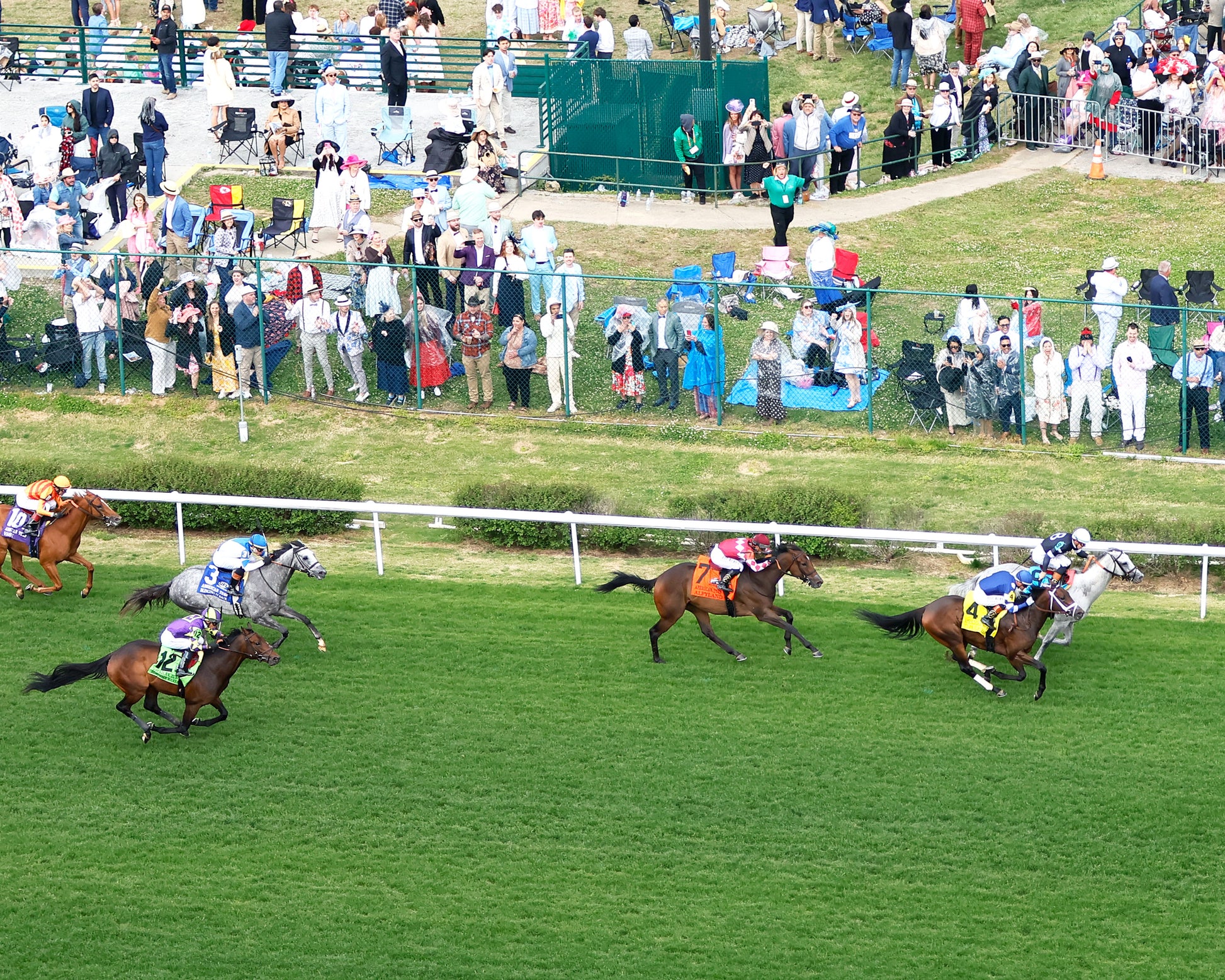 STARK CONTRAST - 050226 - Race 09 - CD - Aerial Stretch 01 - Coady Media - Kurtis Coady Photography