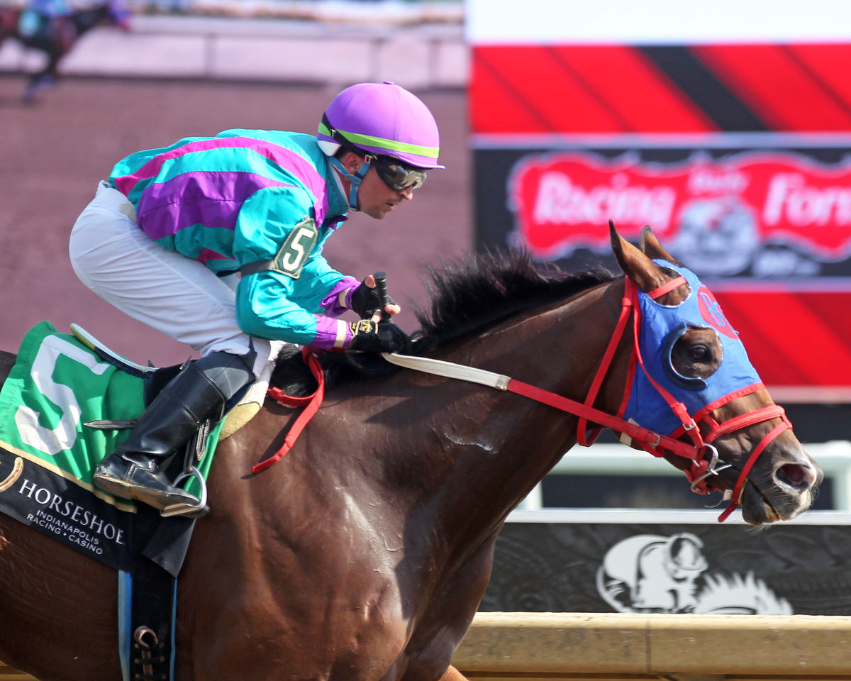 TIZ EDDIE - Gary Patrick Overnight Handicap - 3rd Running - 10-24-26 - R03 - Horseshoe Indiana - Tight Finish 01 - Casey Cable