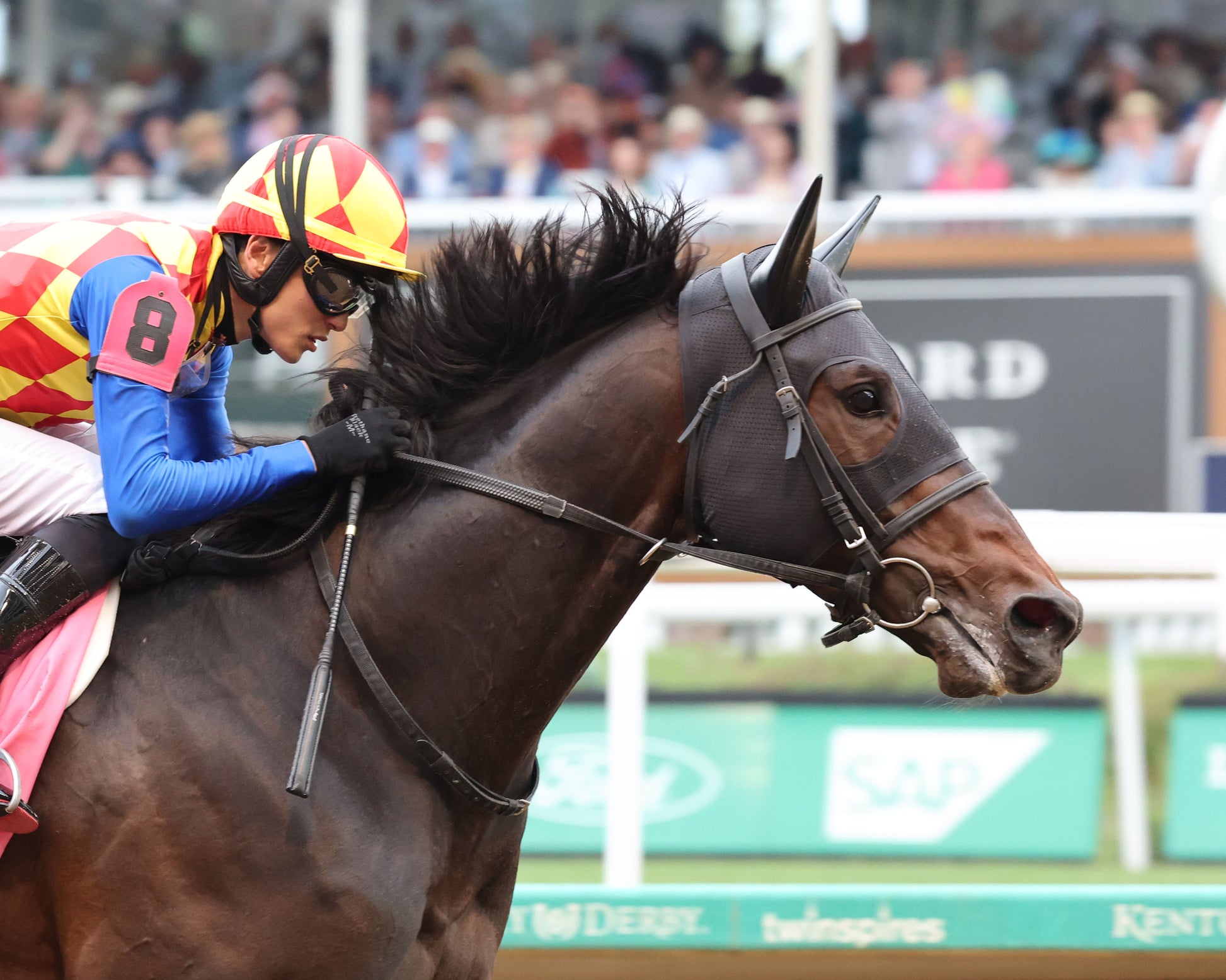 T O ELVIS - The Churchill Downs G1 - 05-02-26 - R10 - CD - Tight Finish 01 - Coady Media - Kurtis Coady Photography