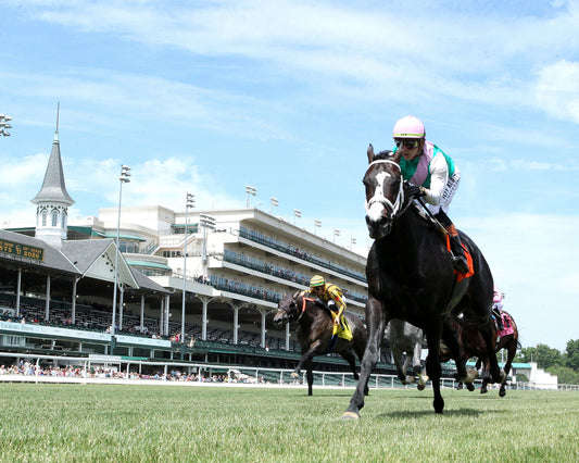TOUCH OF FIRE - 053026 - Race 05 - CD - Under Rail 01