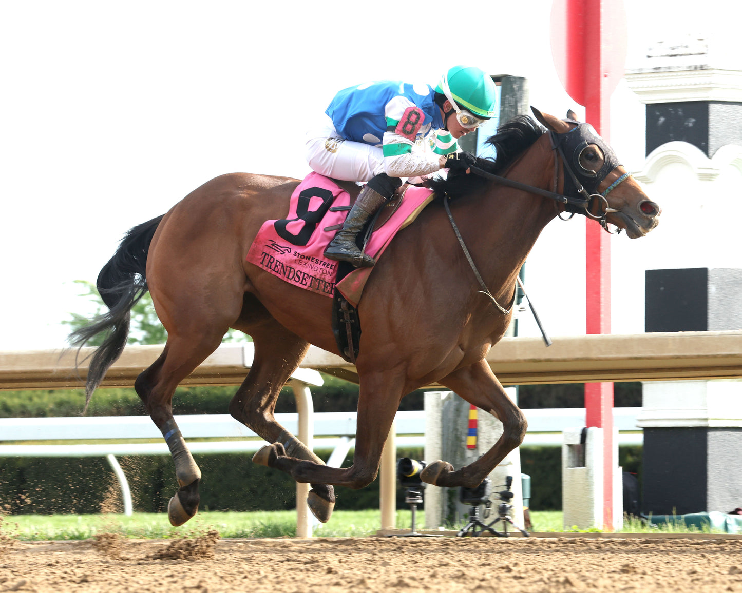 TRENDSETTER - 041126 - Race 10 - KEE  Stonestreet Lexington G3 - 44th Running - Finish 05 - Coady Media - Kurtis Coady Photography