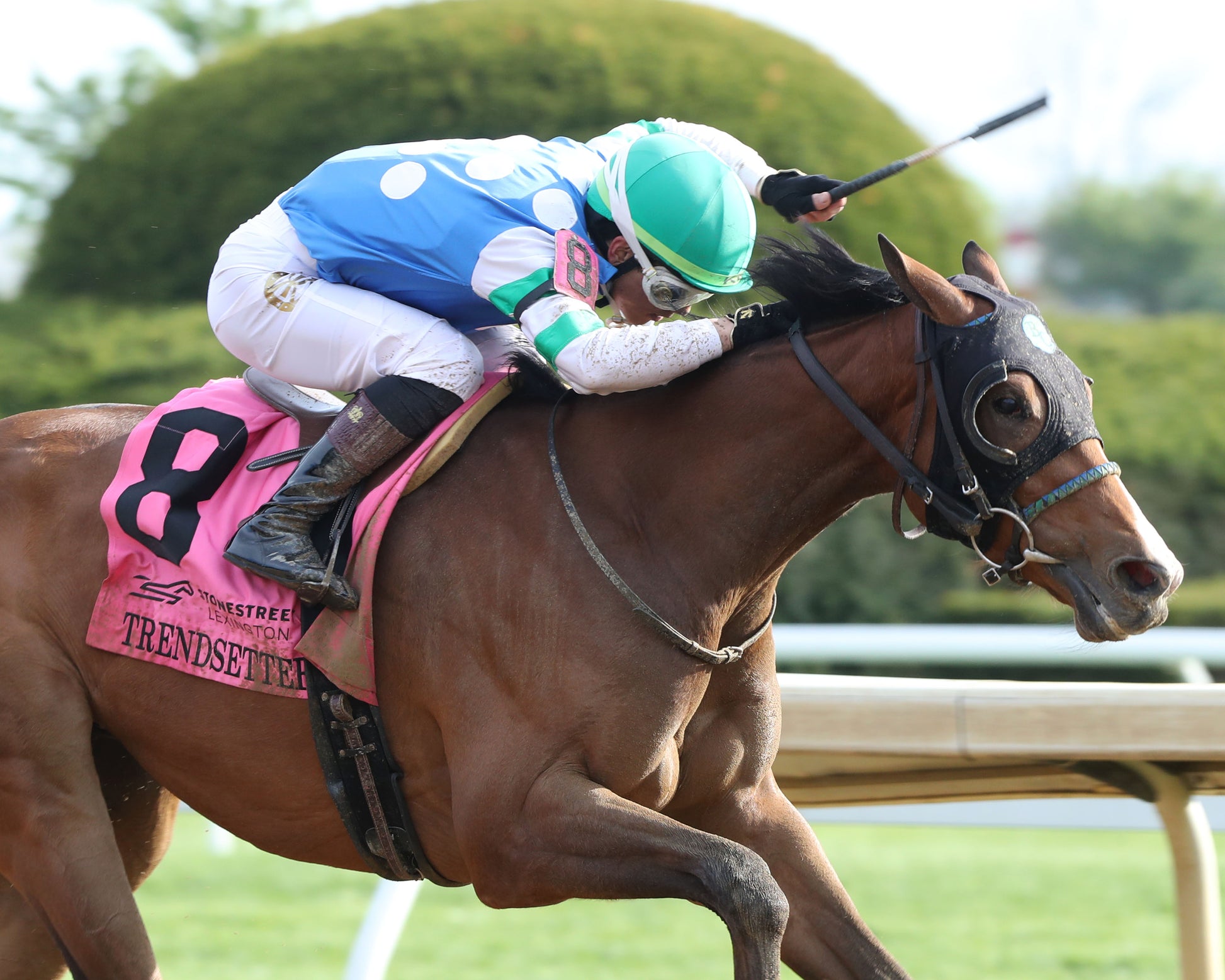 TRENDSETTER - 041126 - Race 10 - KEE  Stonestreet Lexington G3 - 44th Running - Tight Finish 02 - Coady Media - Kurtis Coady Photography