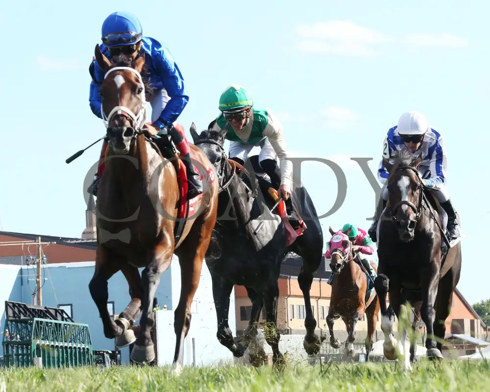 Adventuring - The Ags Ladies Marathon 11Th Running G3 09-13-22 R08 Kd Under Rail 01 Kentucky Downs