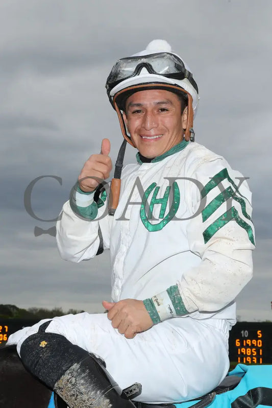 American Band - Matron Stakes 03 - 30 - 24 R10 Op Walter De La Cruz 01 Oaklawn Park