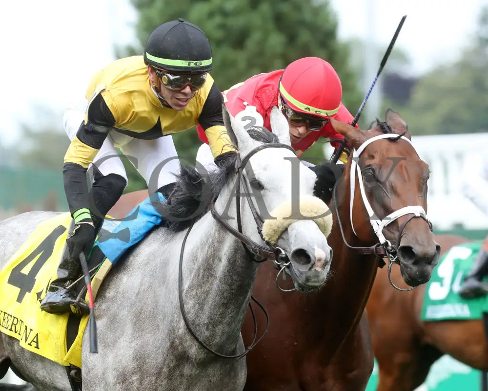 Atomic Blonde - The Keertana 11Th Running 05-25-24 R10 Cd Tight Finish 02 Churchill Downs