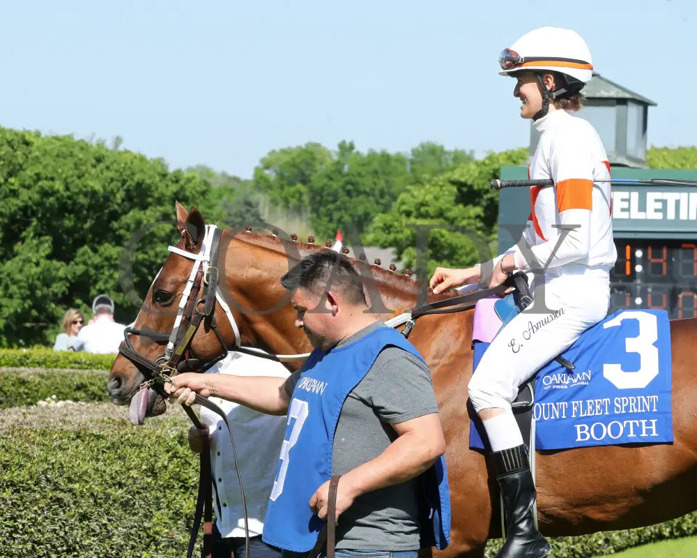 BOOTH - 041225 - Race 08 - OP The Count Fleet Sprint Handicap - Paddock 05 Oaklawn Park