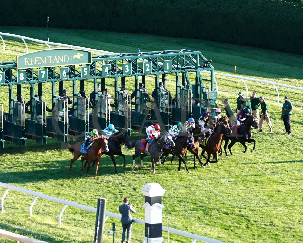 Carl Spackler - 100524 Race 10 Kee The Coolmore Turf Mile G1 Aerial Start 01 Keeneland