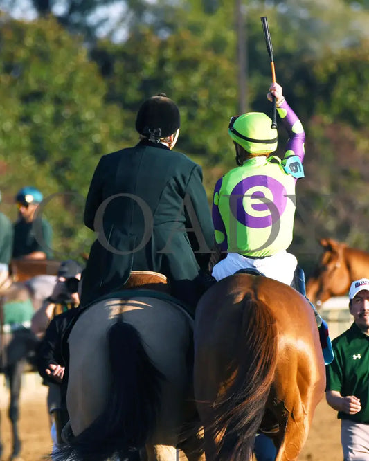 Carl Spackler - 100524 Race 10 Kee The Coolmore Turf Mile G1 Come Back 01 Keeneland