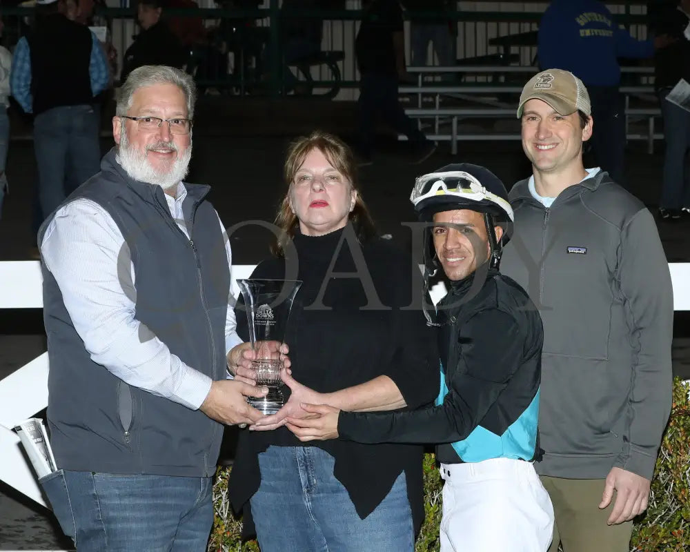 Charlie T - The 20Th Running Of The La Bred Premier Matron 02-03-24 R03 Delta Downs Presentation