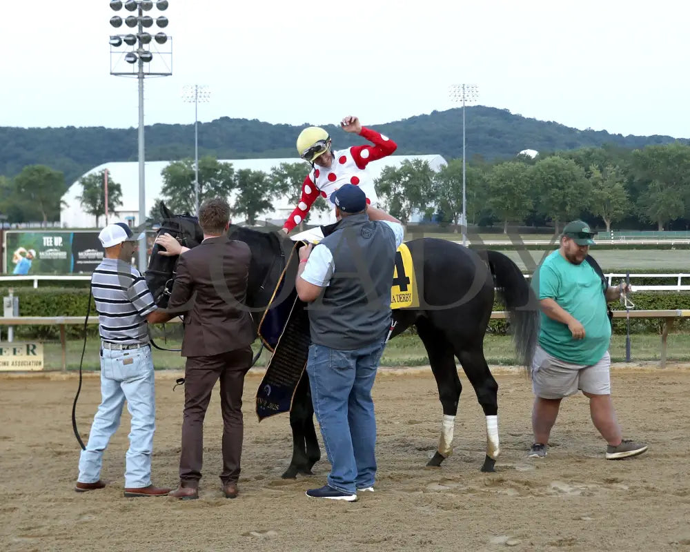 CHUNK OF GOLD - The West Virginia Derby G3 - 08-03-25 - R08 - MNR - Come Back 05 Mountaineer Park
