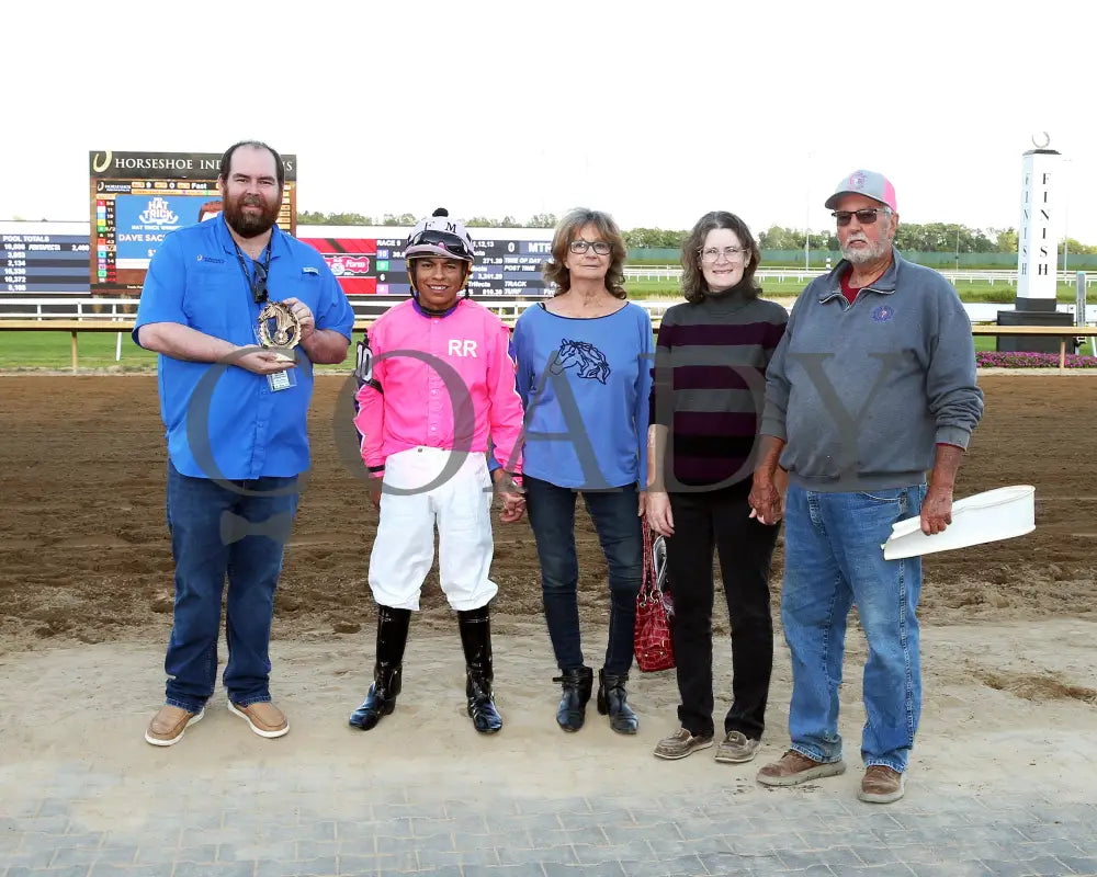 CIGARONTHEBEACH Julie Veltman Overnight Stakes 08 28 25 R09 Horseshoe Indiana Presentation 01 Sammantha Pagels Indiana