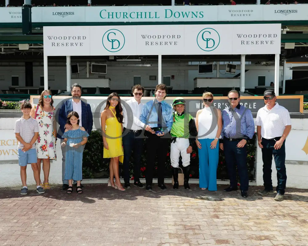 Clearly Unhinged - 05-27-24 R08 Cd Presentation 01 Churchill Downs