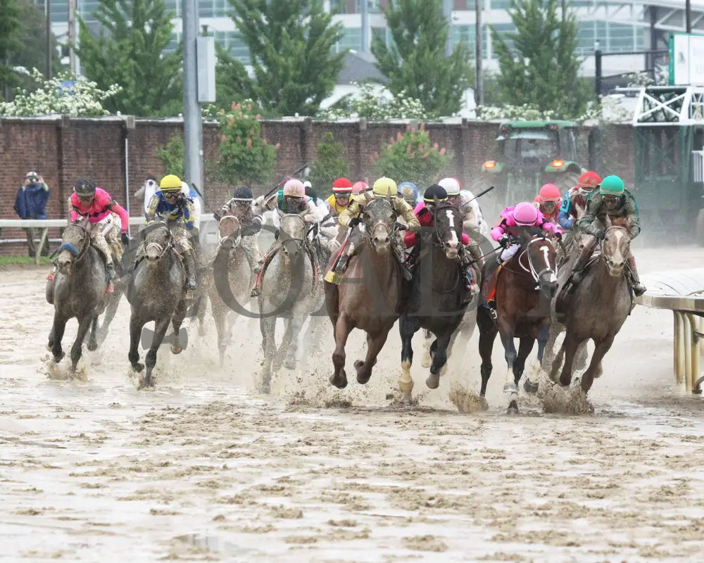 Country House - The Kentucky Derby 145Th Running 05-04-19 R12 Cd Turn 01 Churchill Downs