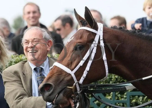 Demure Halo - 1- 102111 Race 05 Keeneland
