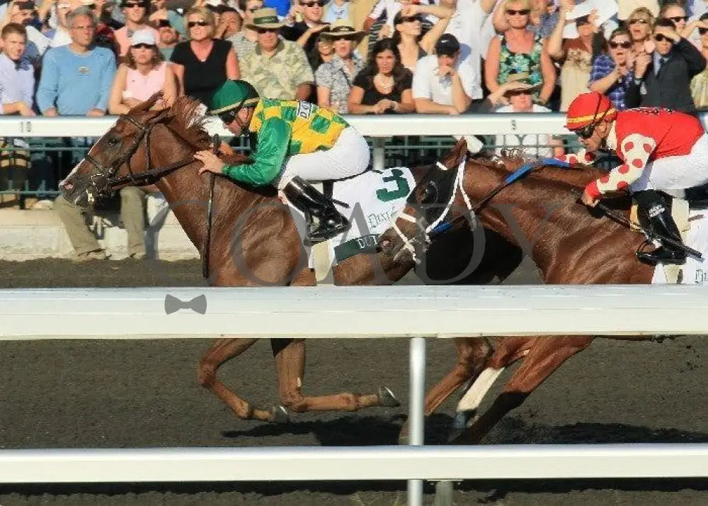 Dullahan - Aerial Inside 100811 Race 08 Keeneland