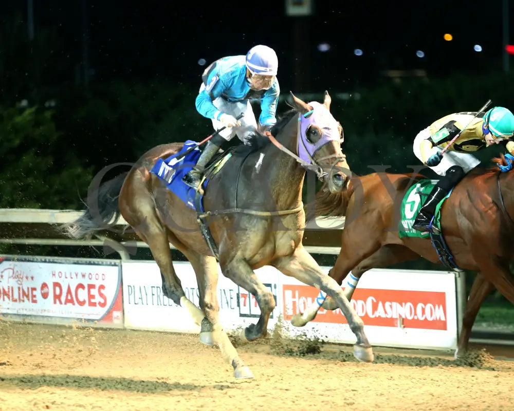 Duncan Idaho - West Virginia Dash For Cash Breeders Classic 10-12-24 R02 Ct Finish 02 Hollywood