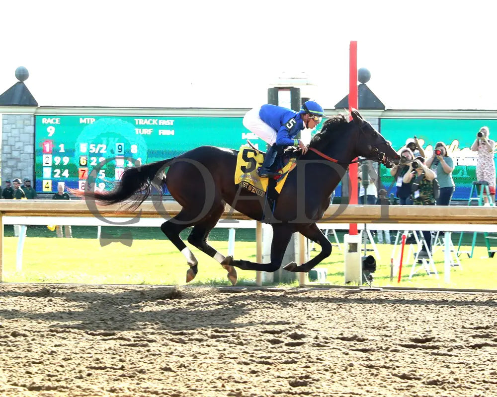 East Avenue - 100524 Race 09 Kee The Claiborne Breeders’ Futurity G1 Finish 01 Keeneland