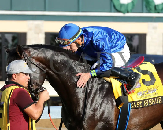 East Avenue - 100524 Race 09 Kee The Claiborne Breeders’ Futurity G1 Kiss 02 Keeneland
