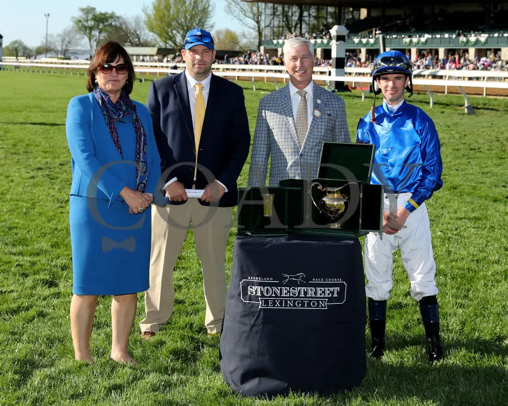 Encino - The Stonestreet Lexington G3 42Nd Running 04 - 13 - 24 Race 10 Kee Presentation 01