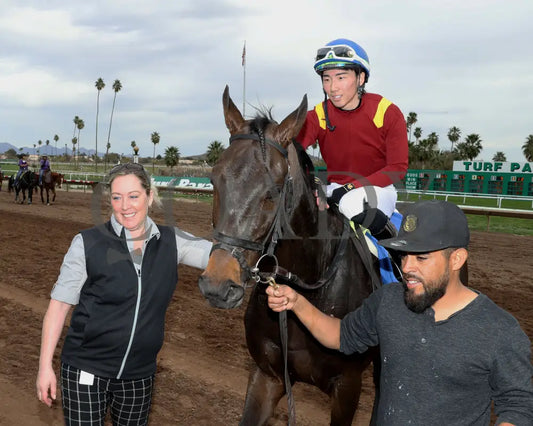 Fuerteventura - Cotton Fitzsimmons Stakes 03 - 14 - 24 R05 Turf Paradise Return Shot 2