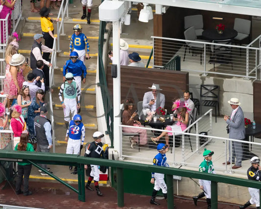 GOOD CHEER - The Longines Kentucky Oaks G1 - 151st Running - 05-02-25 - R11 - CD - Jockey Walk Over 01 Churchill Downs