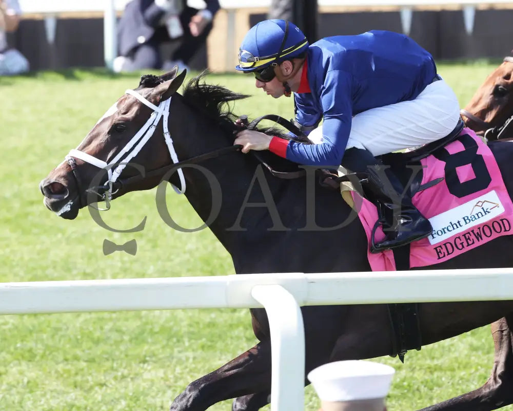 Heavenly Sunday - The Edgewood G2 39Th Running 05-05-23 R10 Cd Inside Finish 01 Churchill Downs