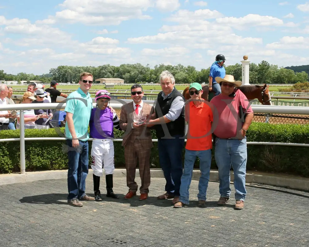 Hip Hooray - Palacios Memorial Stake 06-07-24 R06 Btp Presentation 01 Belterra Park