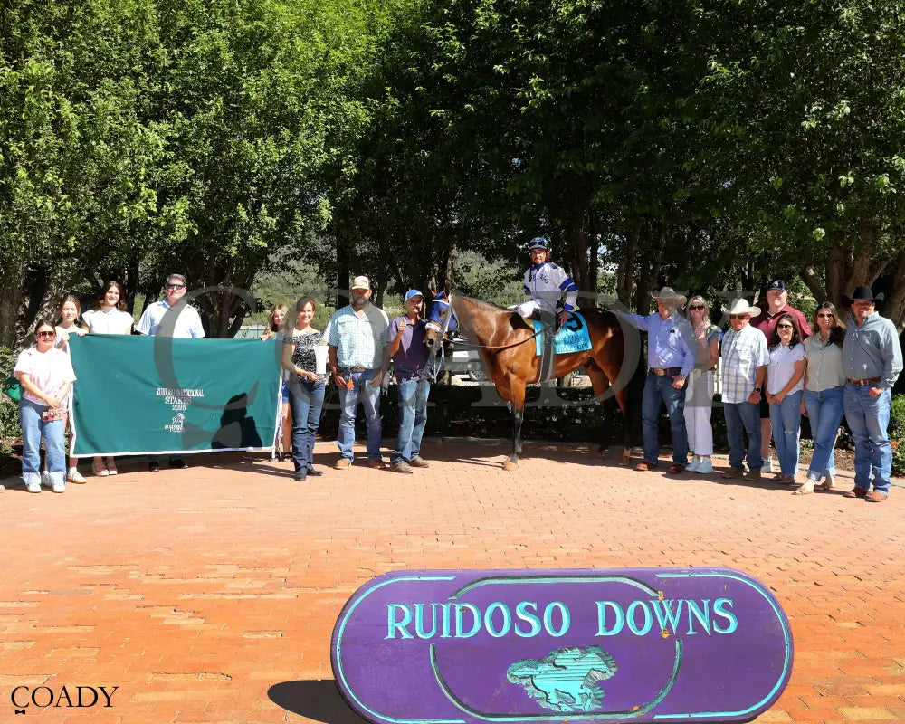 HOLY PETE - Ruidoso Quarter Horse Invitational Stakes - 06-07-25 - R08 - Ruidoso Downs - Winners Circle 01 - Victoria