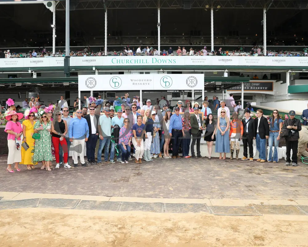 HONOR MARIE - The Isaac Murphy Marathon - 04-30-25 - R08 - CD - Presentation 01 Churchill Downs