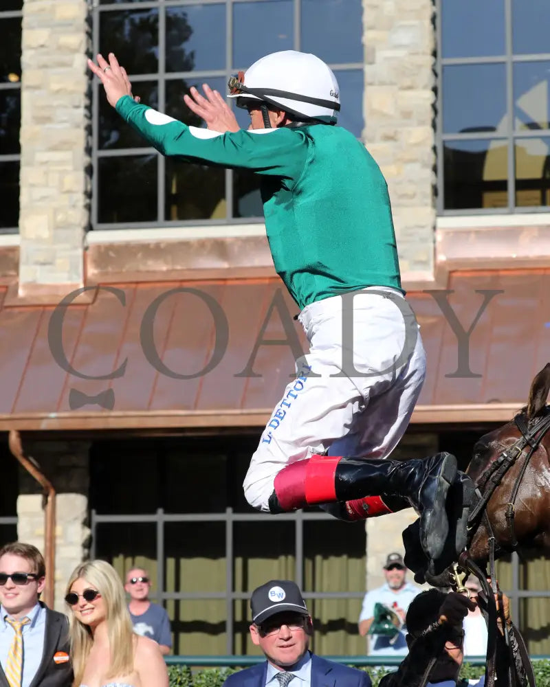 IMAGINATIONTHELADY - The Jessamine Presented by Keeneland Sales G2 - 10-03-25 - R08 - KEE - Flying Dismount 02 Keeneland