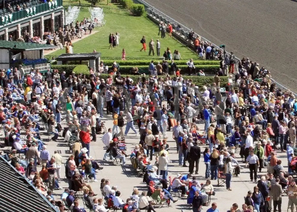Kee-Scenics-041312-006 Keeneland