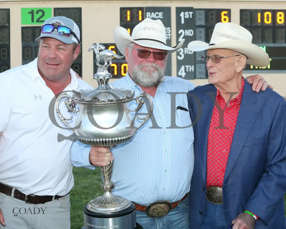 KING OF THE TIDE - All American Quarter Horse Futurity G1 - 09-01-25 - R10 - RUI - Trophy 05 - Coady Media - Kurtis Coady Photography