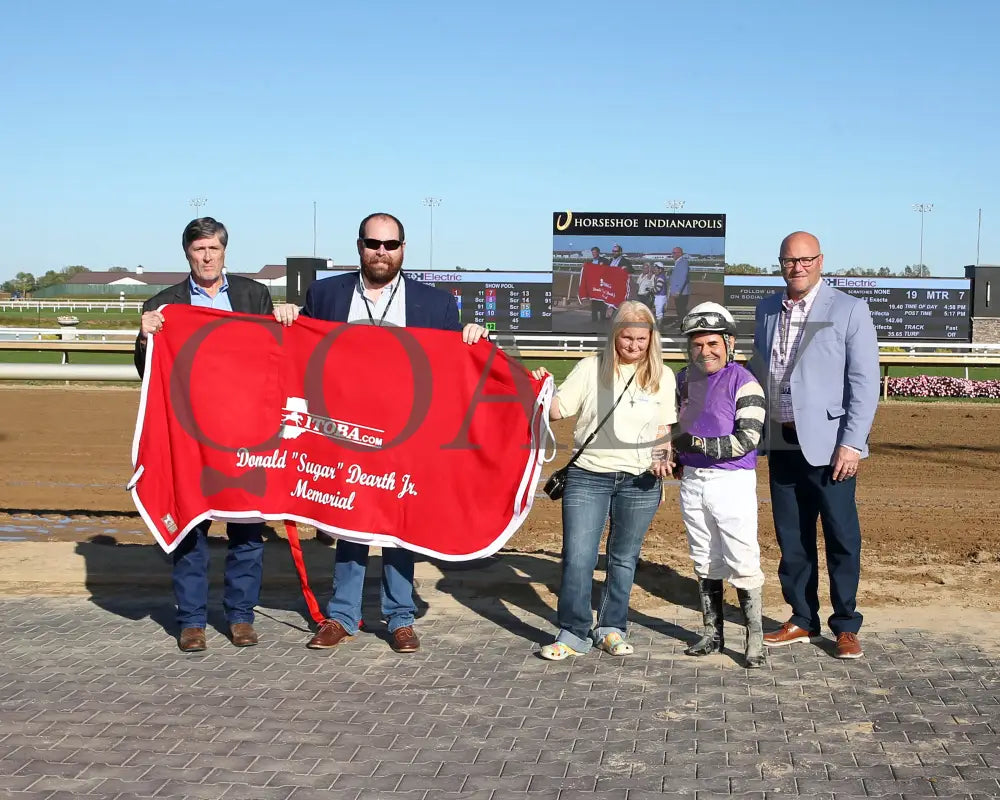 Kingsbury Road - Itoba Stallion Season 10-02-24 R06 Horseshoe Indiana Presentation 01 Sammantha
