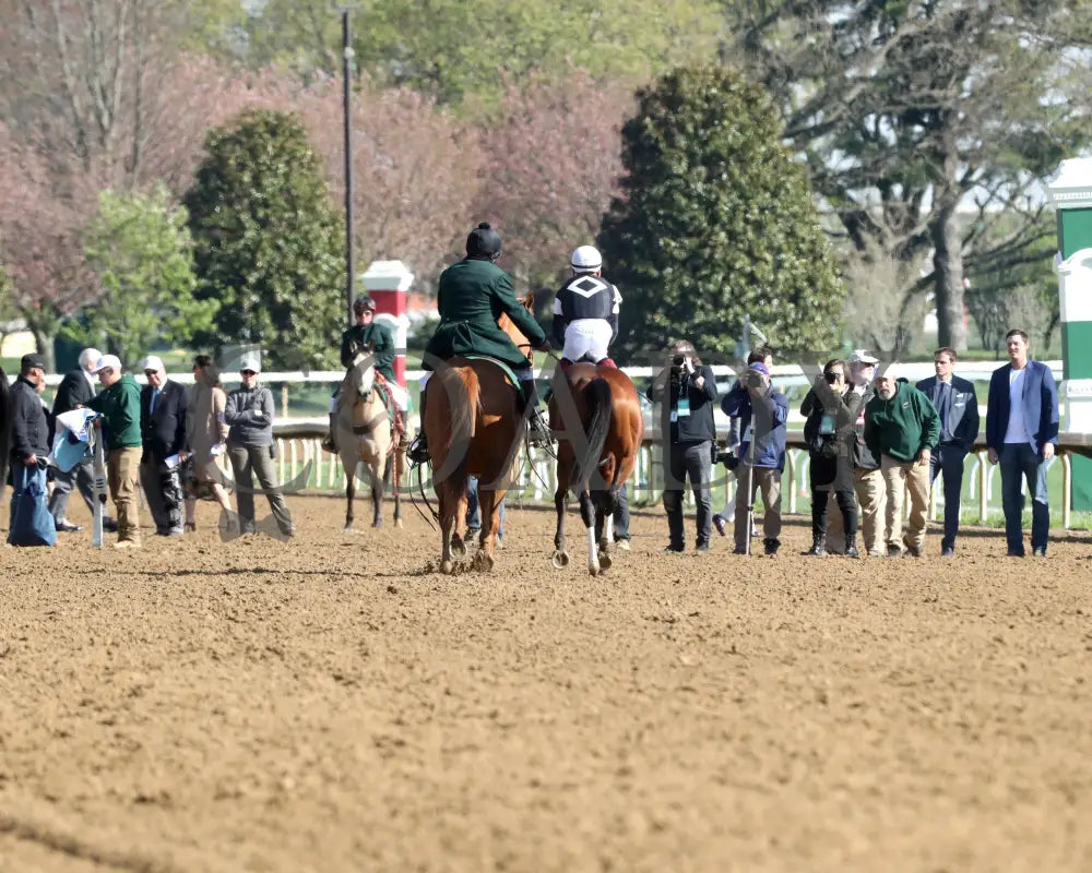 LA CARA - The Central Bank Ashland - 04-07-25 - R09 - KEE - Come Back 04 Keeneland