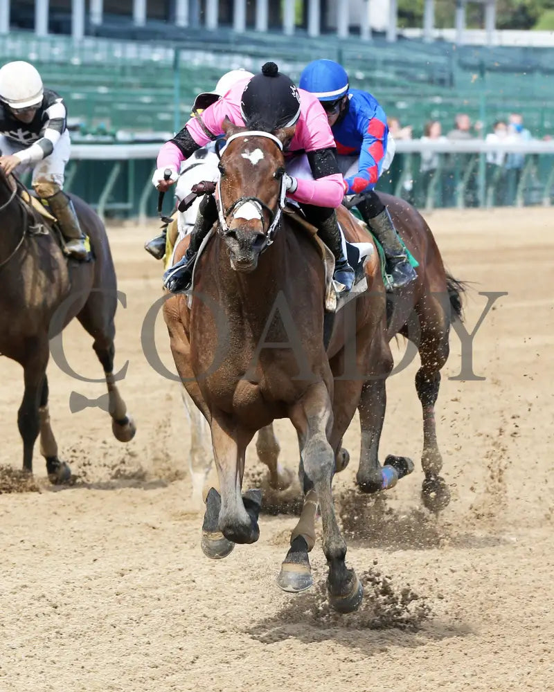 Lone Rock - Isaac Murphy Marathon Overnight S. 04-27-21 R08 Cd Inside Finish 01 Churchill Downs