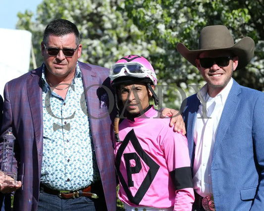 Lone Rock - The Temperence Hill 3Rd Running 04-03-22 R08 Op Presentation 02 Oaklawn Park