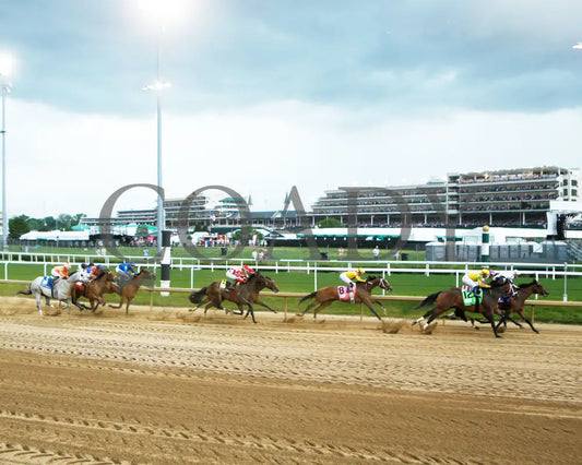 LOOK FORWARD - The Eight Belles G2 - 70th Running - 05-02-25 - R09 - CD - Turn 01 Churchill Downs